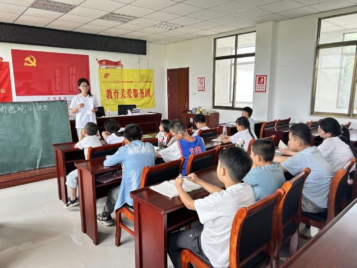 劉墩村暑托班——紅色教育啟智，趣味拓展添彩，青春力量護(hù)航成長