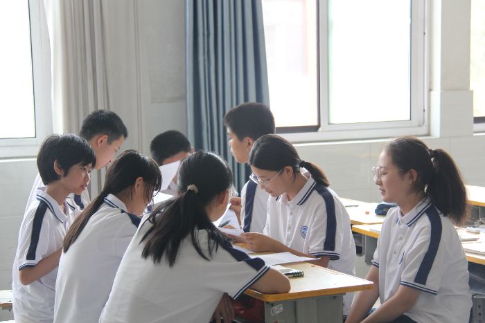 山東大學(xué)學(xué)生唐仲英愛心社2025商河“夢之翼”夏令營開展“紅色劇本殺”特色活動