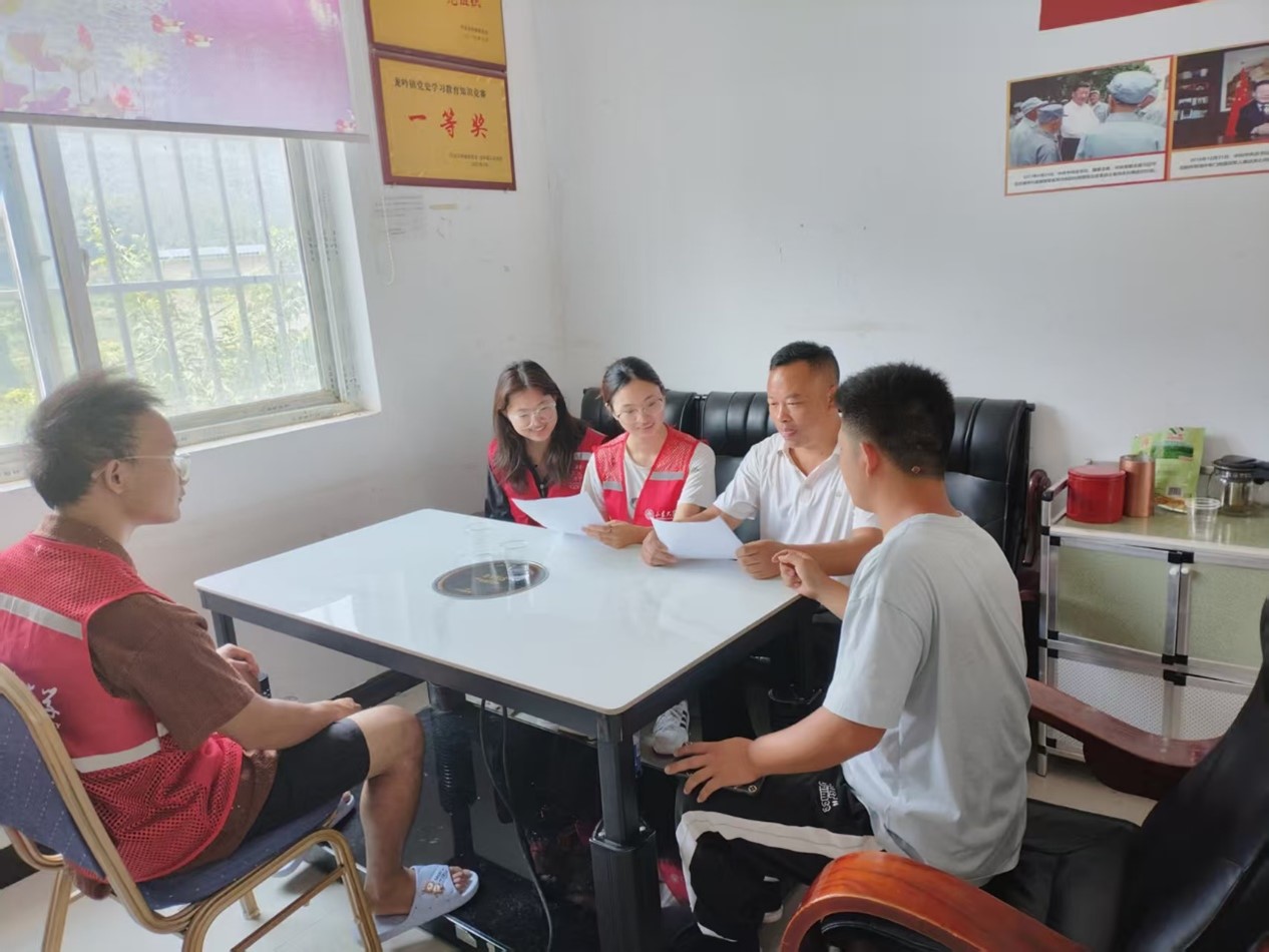 從 "方言隔閡" 到 "交流暢通"：山東大學(xué)語(yǔ)路黔行實(shí)踐隊(duì)的黔貴答卷