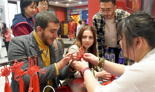 中日大學(xué)生文化節(jié)在吉林外國語大學(xué)舉行