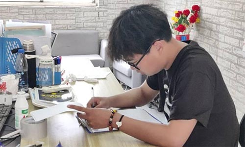 在校大學(xué)生創(chuàng)業(yè)——記巢湖學(xué)院電子商務(wù)專業(yè)匡開勝