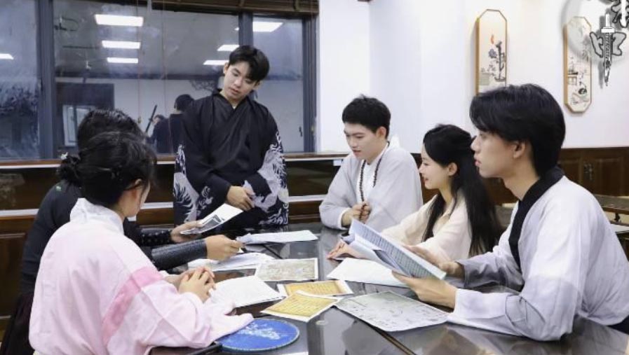 廣西民族大學(xué)首部學(xué)生原創(chuàng)名著劇本殺亮相校園